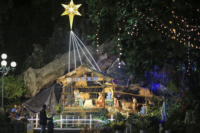 Đà Nẵng tràn ngập không khí Noel